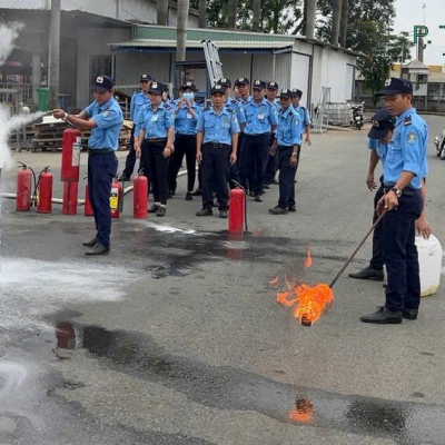 Tuyển dụng bảo vệ nhà máy phường Tân Khánh ( Tân Uyên , Bình Dương cũ )